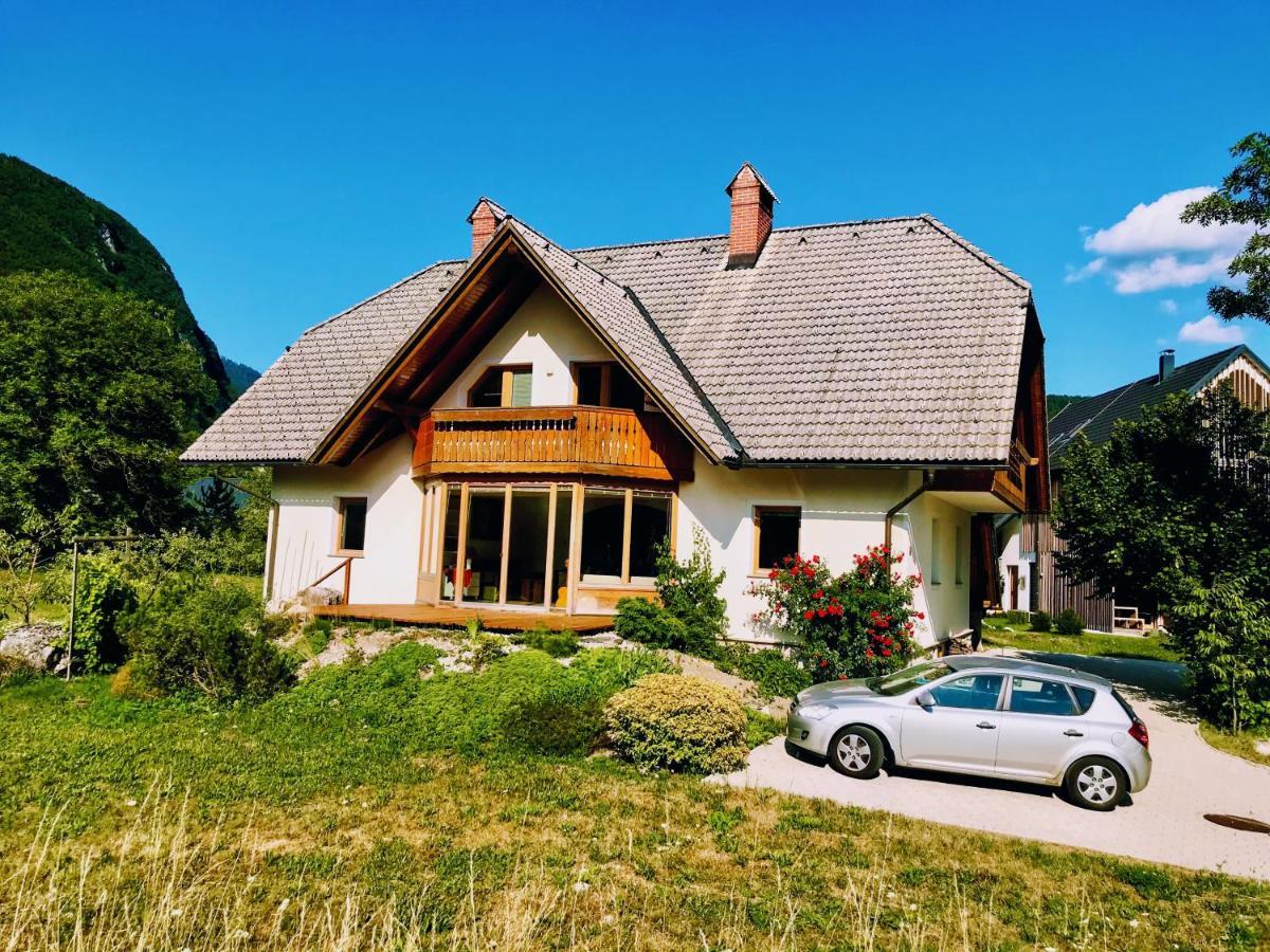 Residence Aurora, ボーヒニ エクステリア 写真