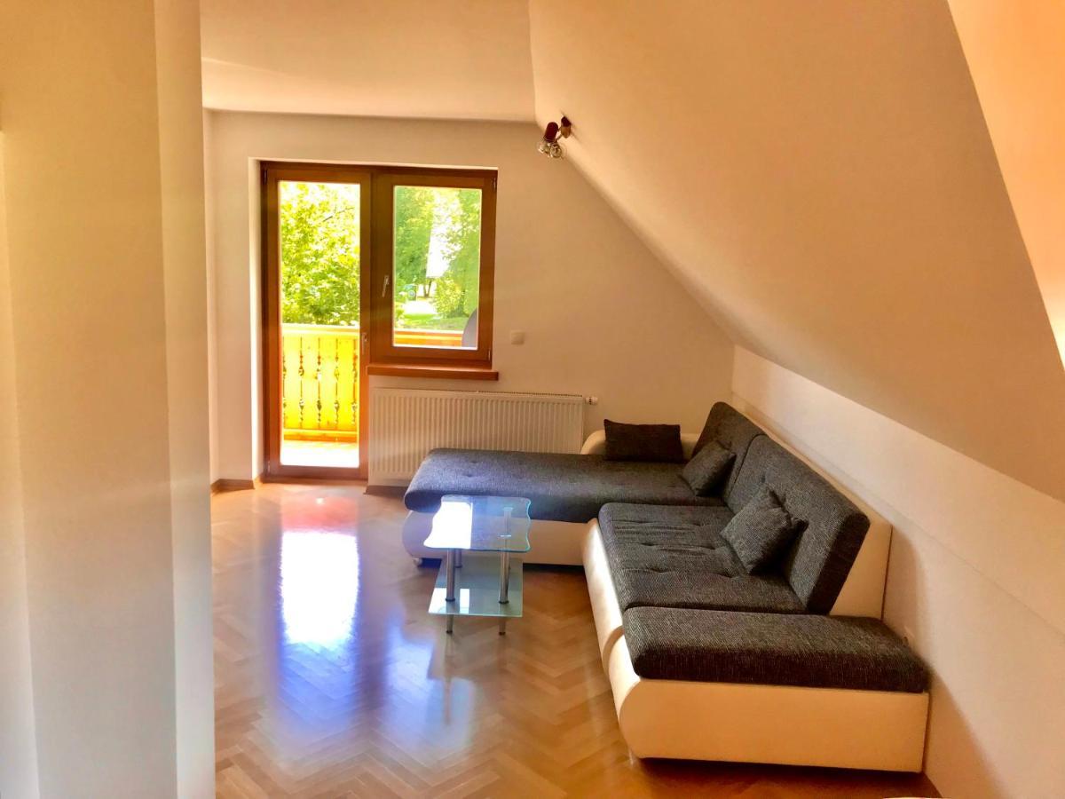Residence Aurora, ボーヒニ エクステリア 写真
