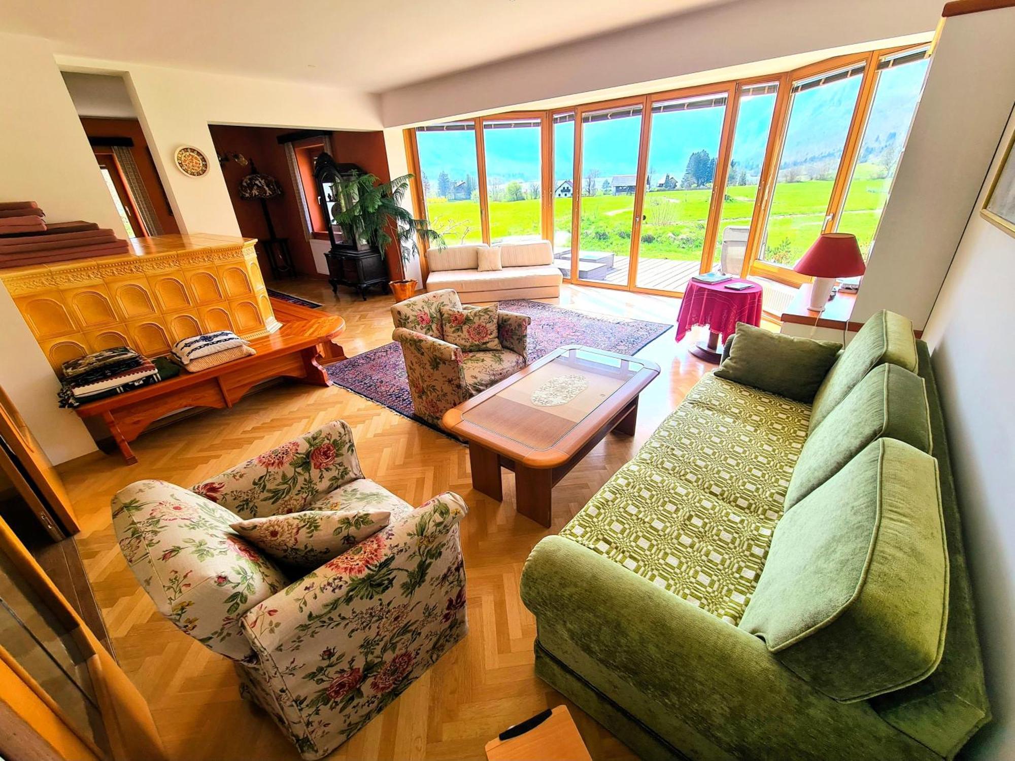 Residence Aurora, ボーヒニ エクステリア 写真